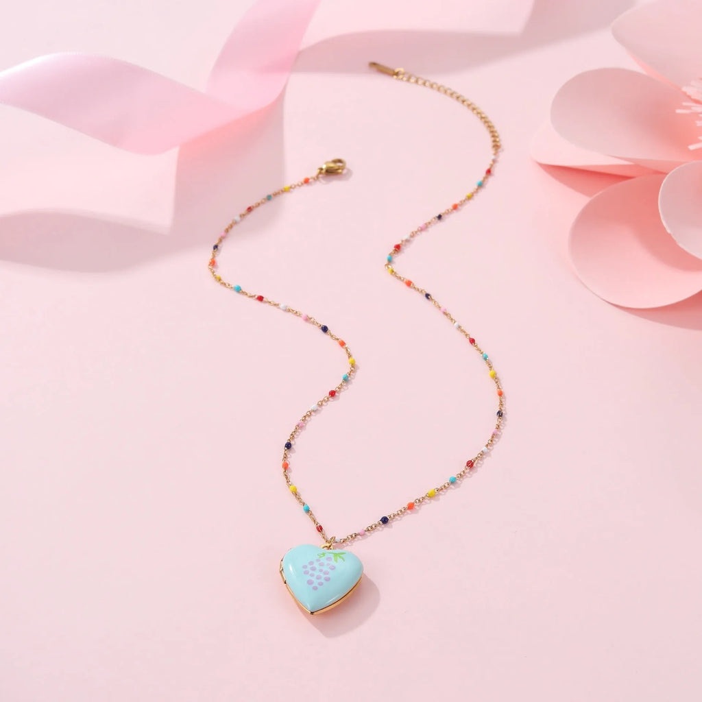 Women's stainless steel necklace with gold-plated fruit pendant on adjustable 41-50cm chain