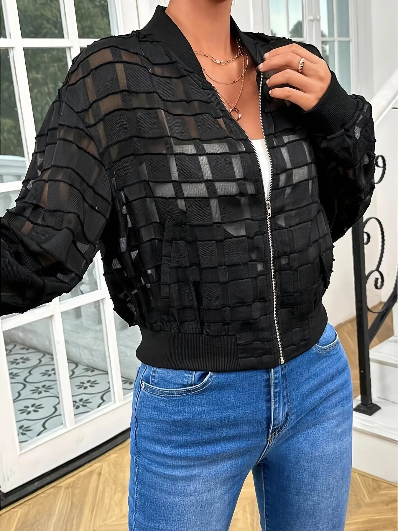 Women's black geometric pattern polyester casual jacket with zip fastening