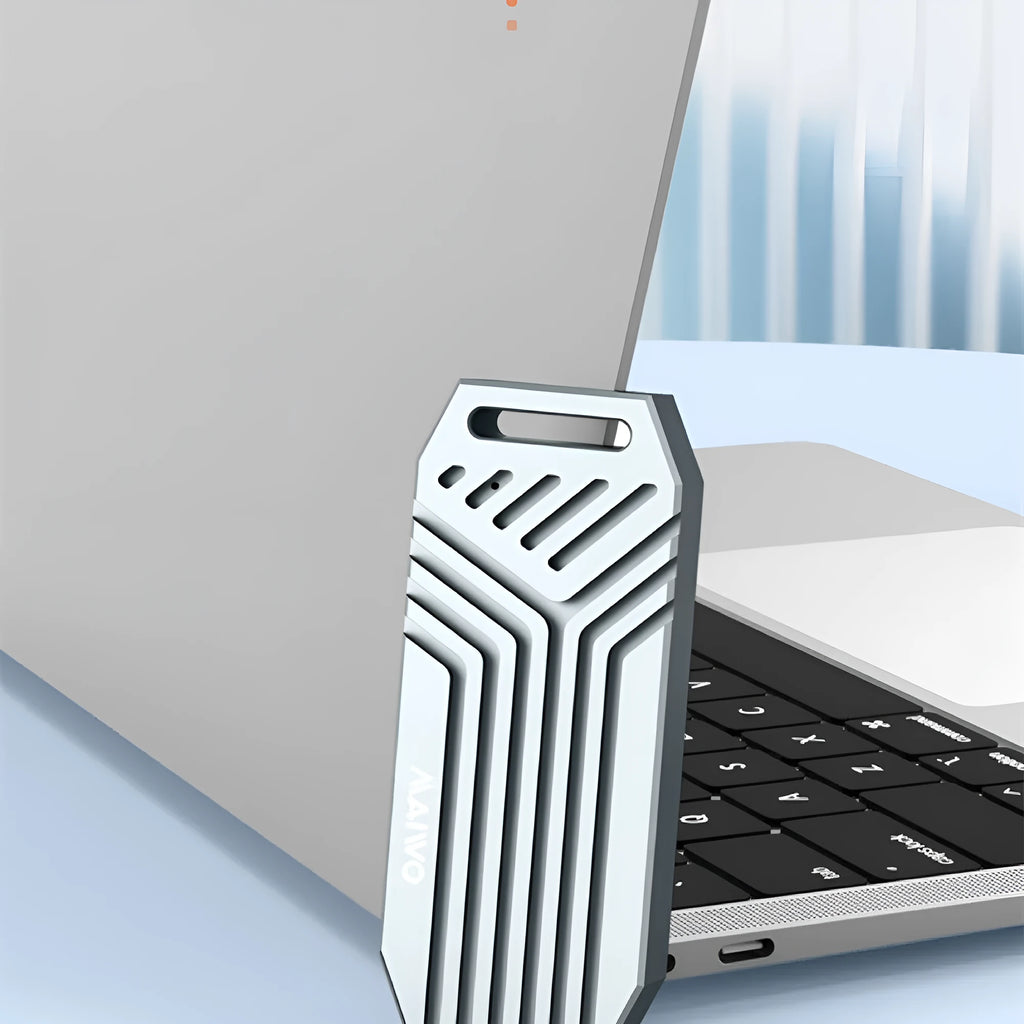 Thunderbolt 4 aluminium SSD enclosure for M.2 NVMe drives in silver colour
