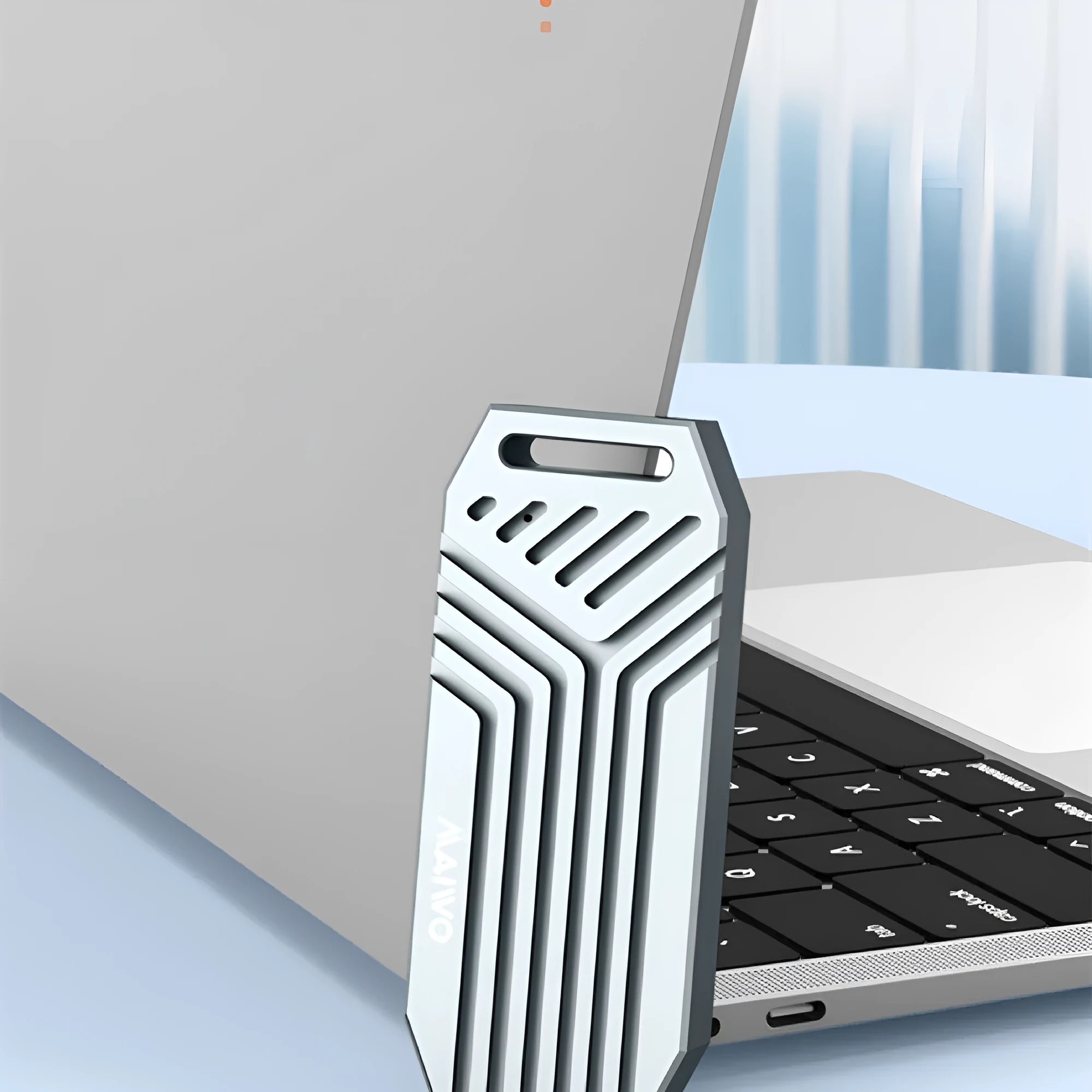 Thunderbolt 4 aluminium SSD enclosure for M.2 NVMe drives in silver colour