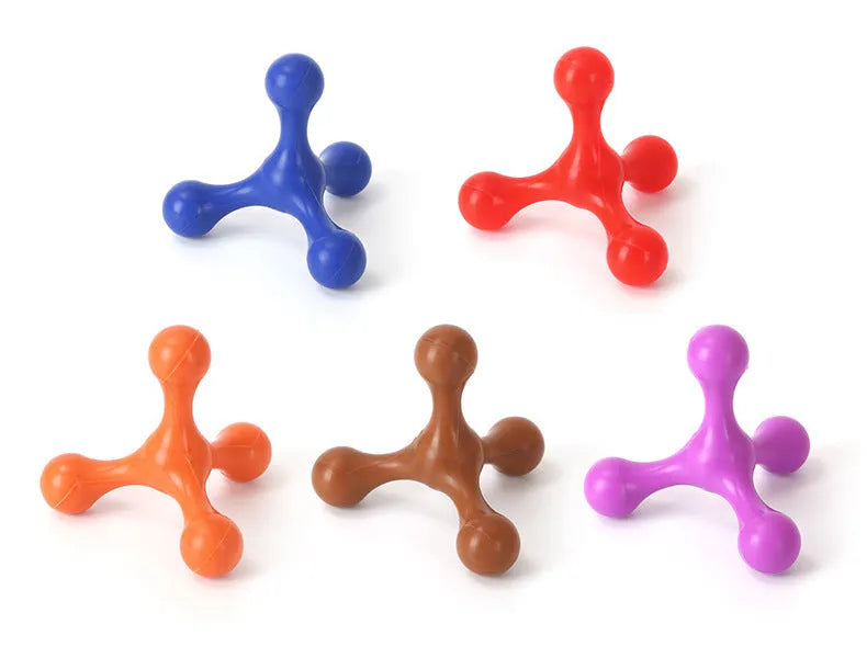 Beef-flavoured silicone chew toy for small and medium dogs with three-legged design
