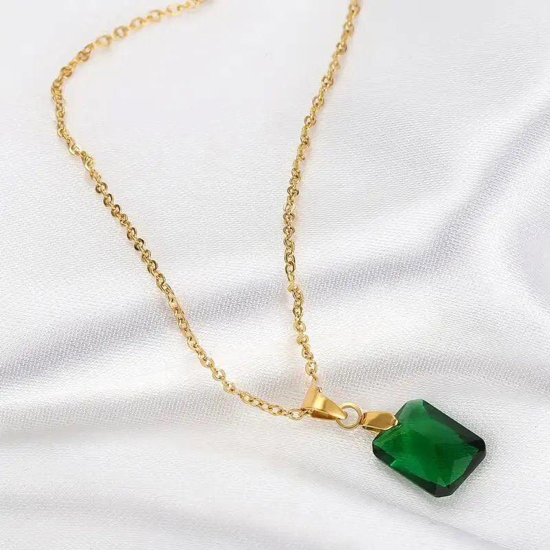 Copper rectangular pendant necklace with geometric quadrilateral design and O-ring chain