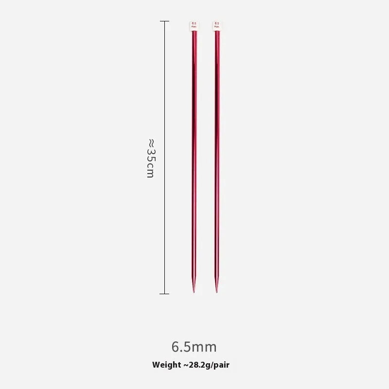 Set of aluminium crochet hooks with protective caps in multiple sizes from 2.0mm to 10.0mm.