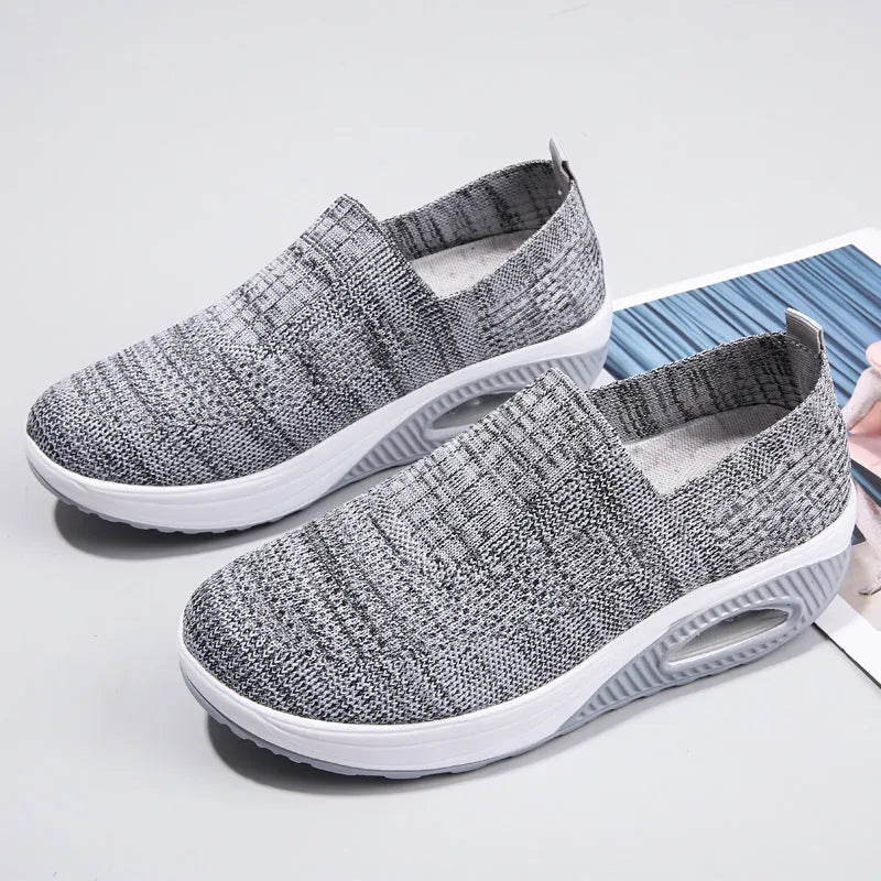 Women's mid heel mesh running shoes with air cushion and round toe in beige artificial PU