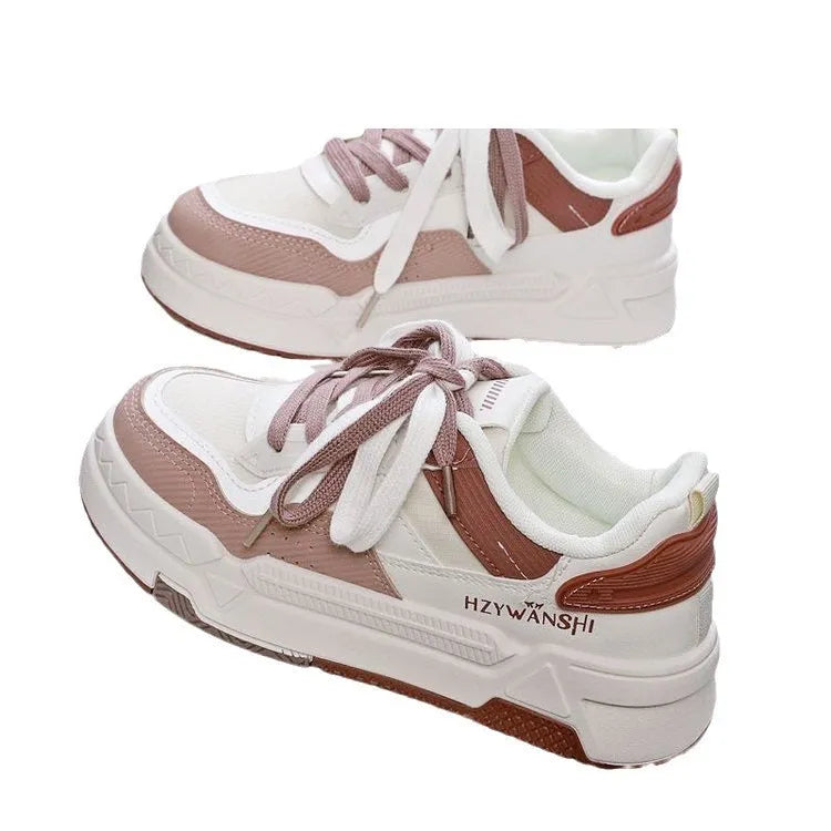 Children's platform shoes with cross shoulder straps, lace-up front, thick rubber soles in beige, red or green colours