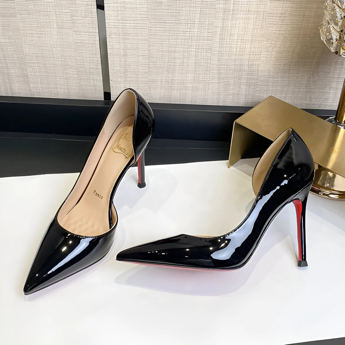Women's 10cm patent leather pointed toe high heels in black or nude, side empty and side air styles