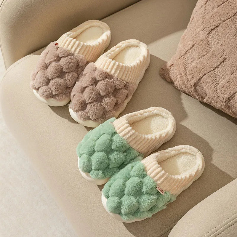 Plaid plush indoor slippers with artificial wool lining and non-slip PVC sole in grey, pink, coffee, green or white