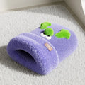 Plush closed cat sleeping bag in green honey pot design, L 45x38cm size, for indoor winter use