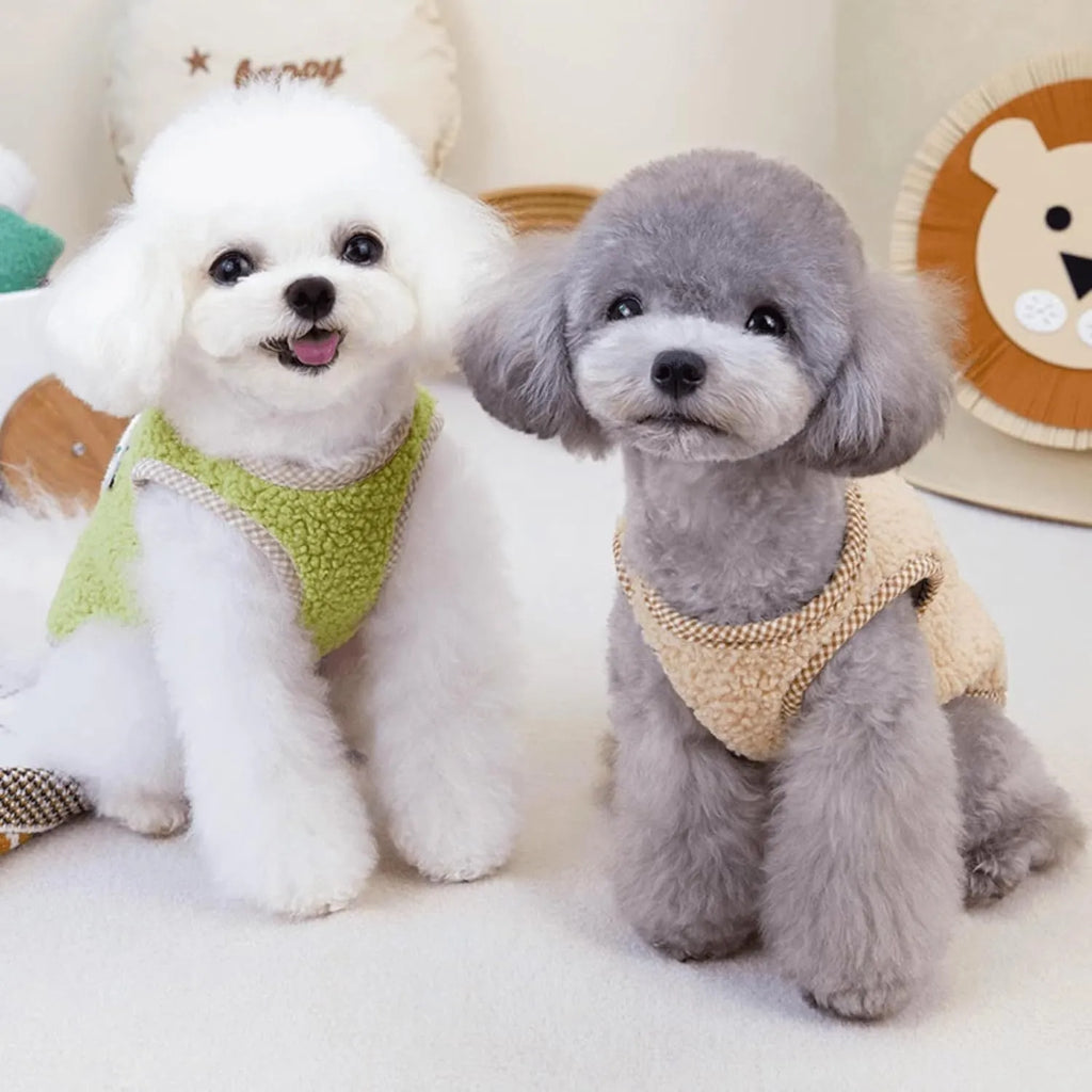 Green thickened coral fleece dog sweatshirt vest with leash ring for small pets