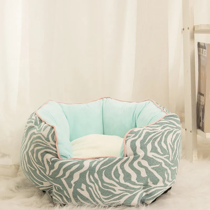 Octagonal pet bed with soft wool point design and removable mats for cats and small dogs
