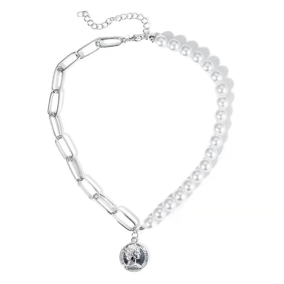 Hip hop pendant necklace with geometric alloy charm, electroplated silver or gold finish