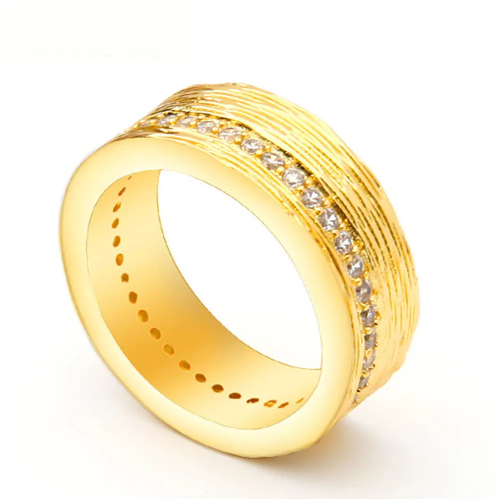 Gold-colour geometric zircon ring for women in sizes 6, 7, and 8