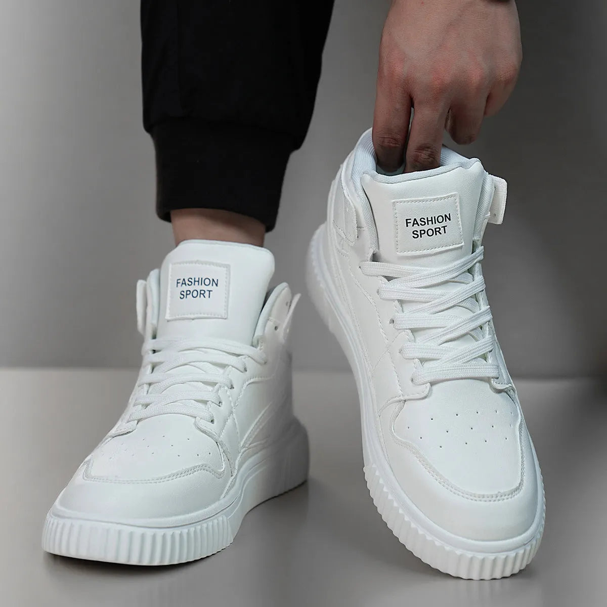 White men's casual shoes with round toe and microfiber upper for winter leisure wear