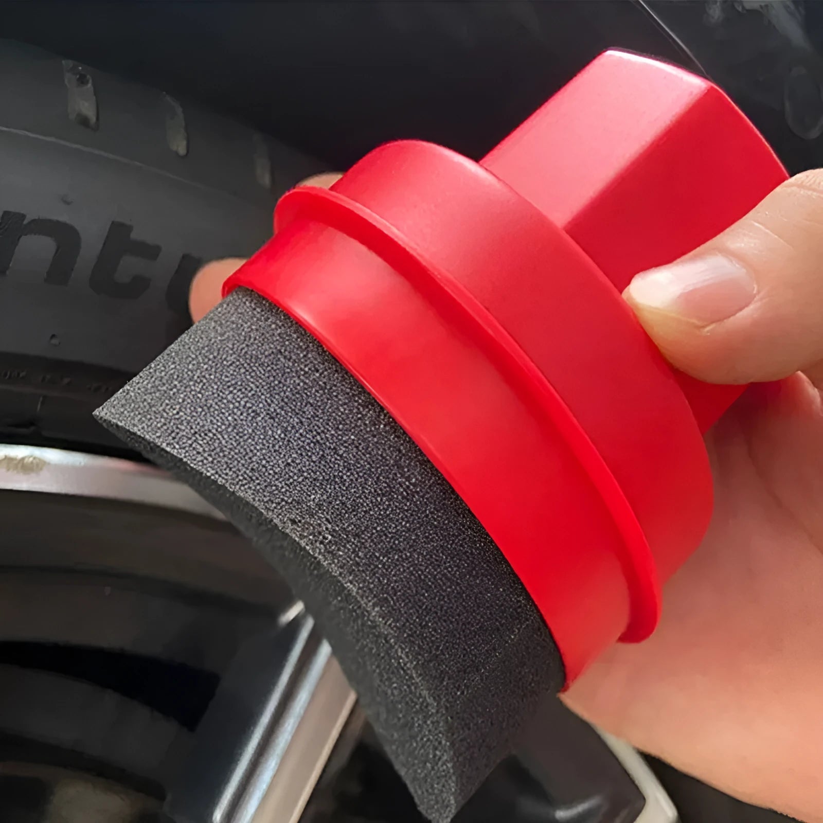 Handheld tyre polishing sponge brush with lid showing black radian hardened sponge option