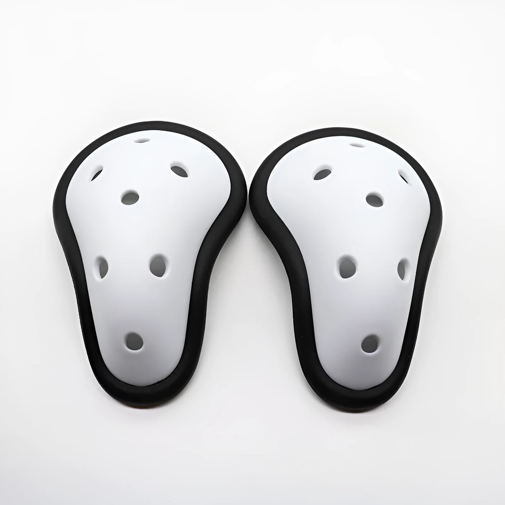 Rubber sports genital protector for adult or child, used in hockey rugby boxing Sanda