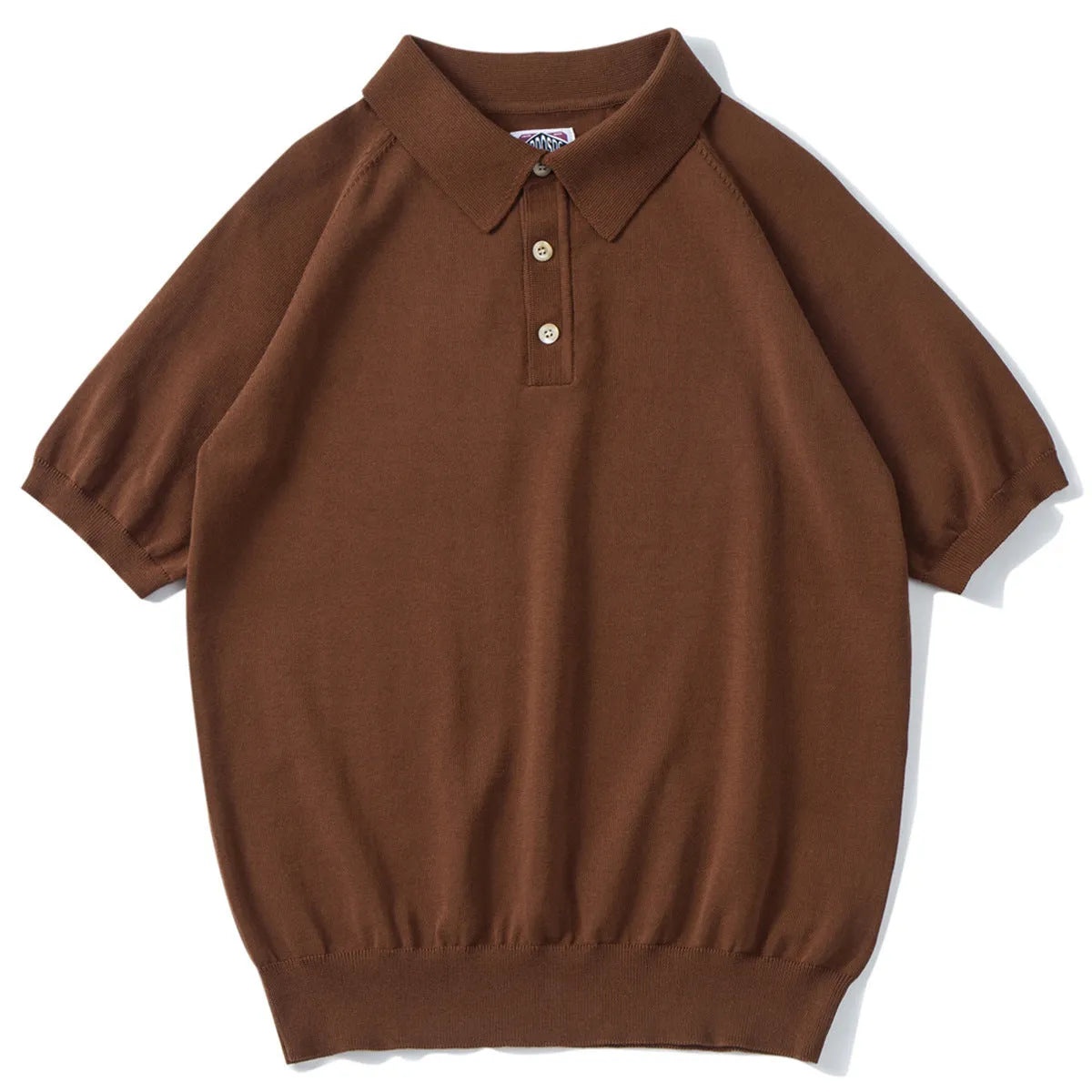 Retro slim fit cotton short-sleeved T-shirt in a solid colour on a mannequin.