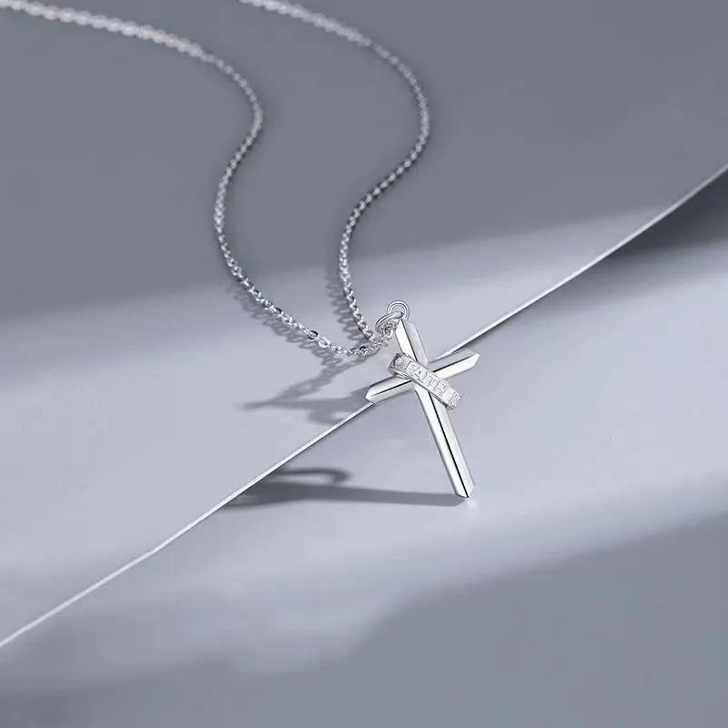 Unisex copper cross necklace with O-shaped chain, 55cm length, and 5cm extension chain