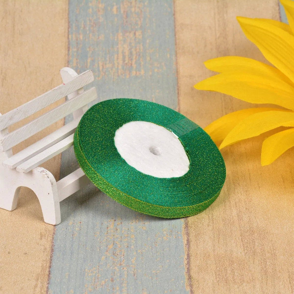 Green onion pattern polyester ribbon with gold silk silver wire effect on 25-yard spool