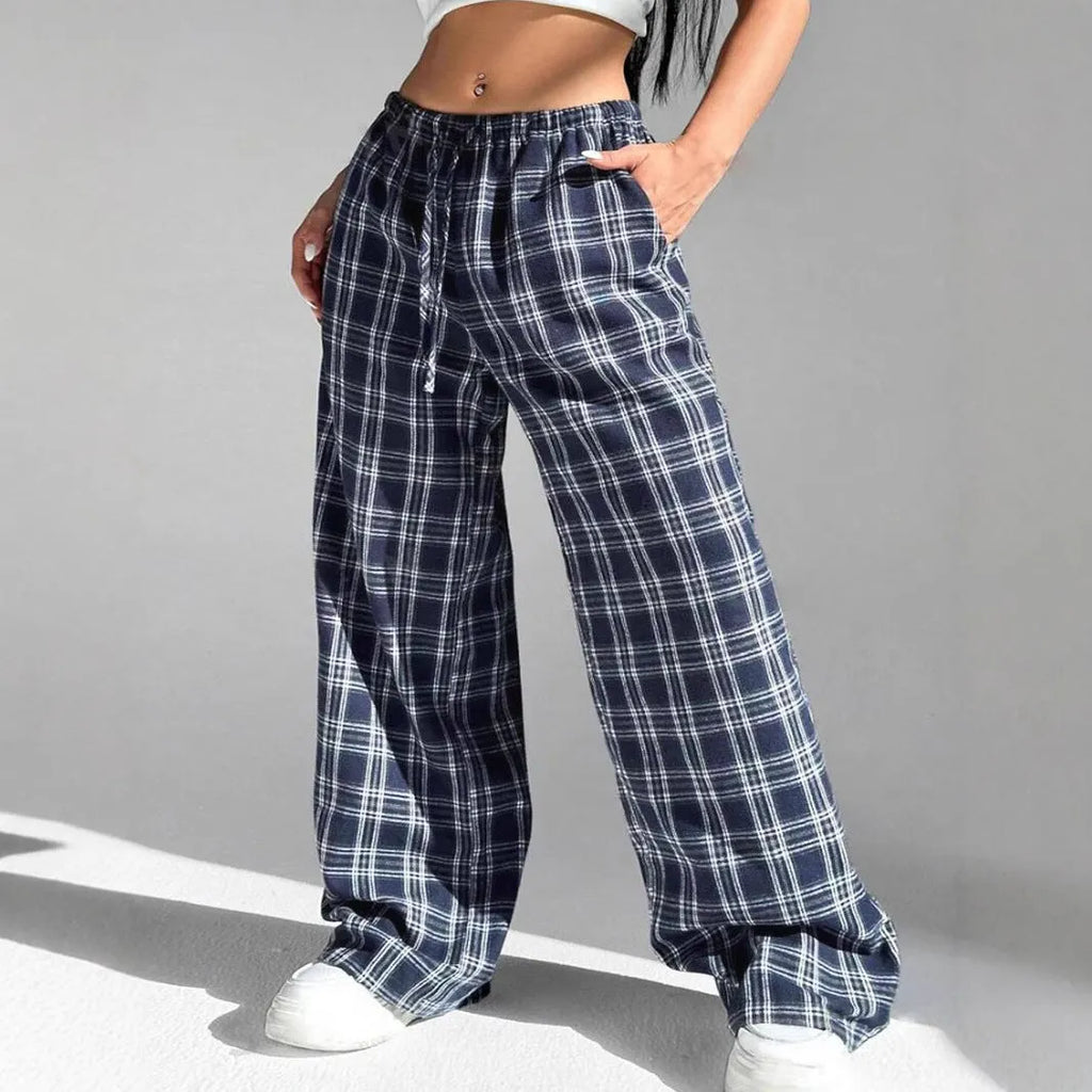 Women's casual plaid trousers with drawstring waist and side pockets in blue or red colours
