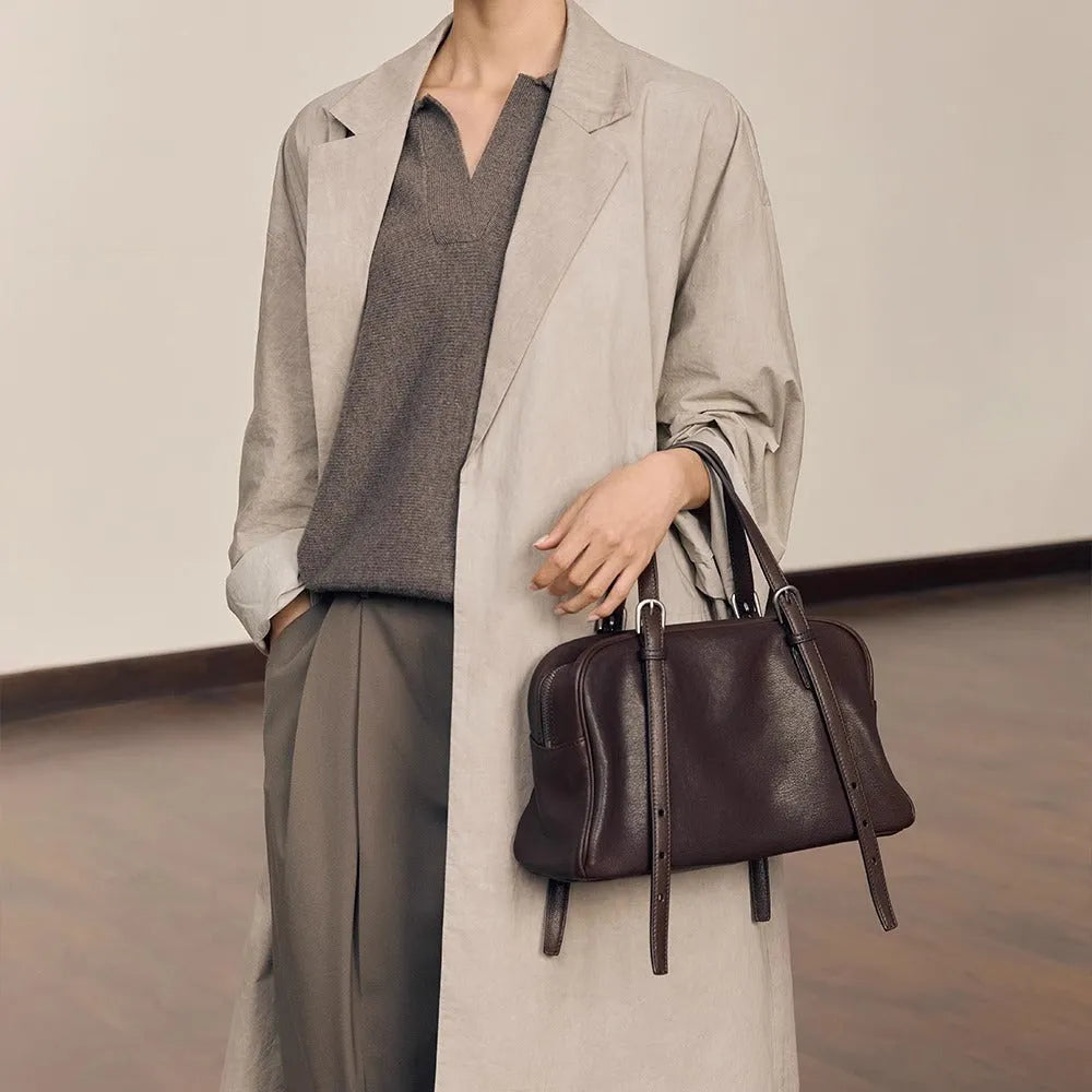Women's retro genuine leather shoulder bag with horizontal square shape and double shoulder straps