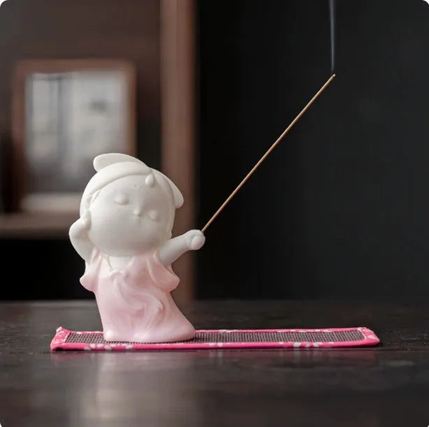 Ceramic incense burner decoration with cute female court attendant design in fresh, adorable style