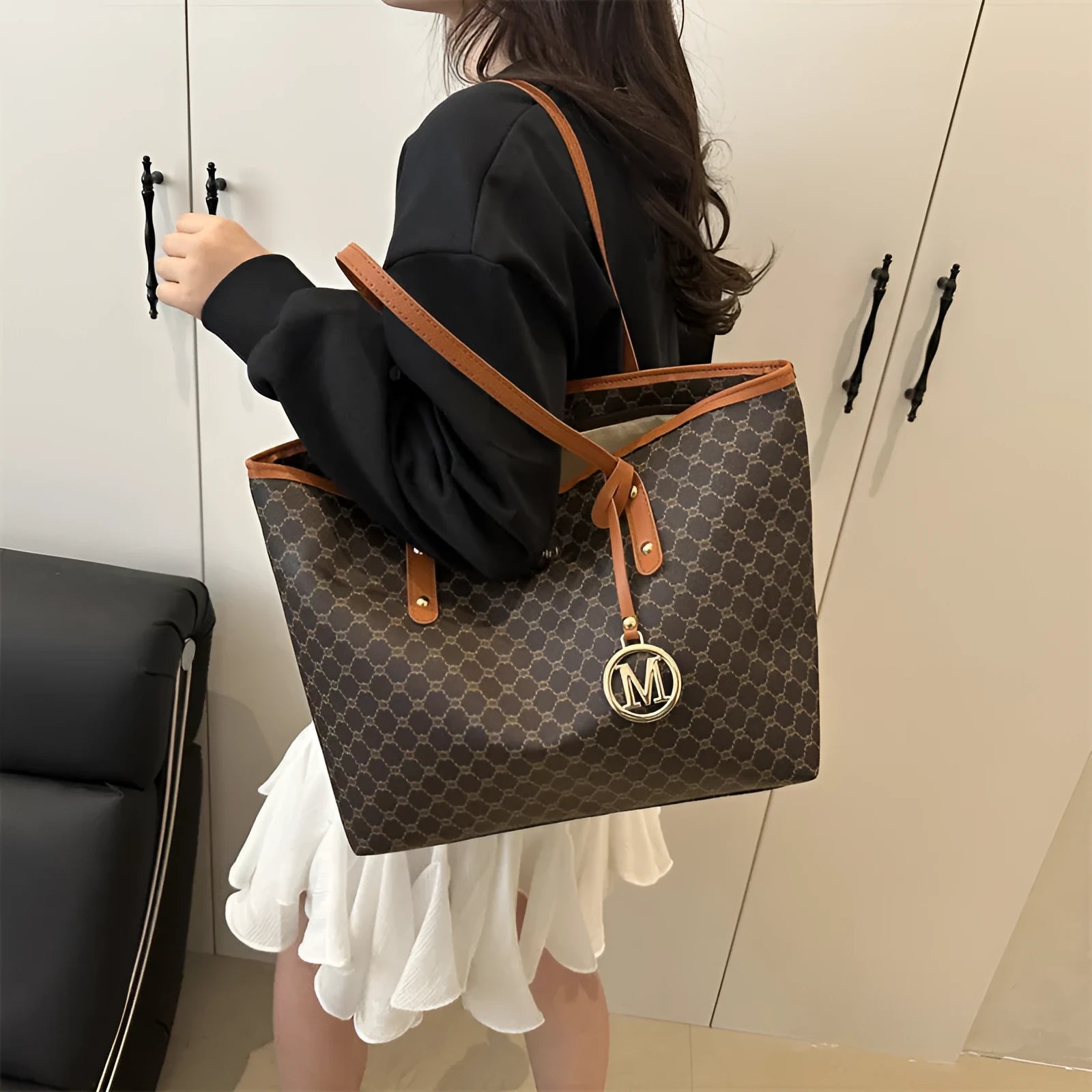 Western style PU leather shoulder bag with sewing thread detail in black, brown, grey, or white.