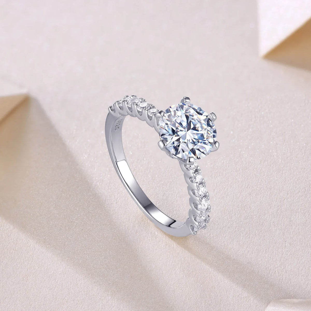 Goddess's Blessing wedding ring set with 2-carat moissanite, S925 silver platinum-plated, sizes 5-9, gift box.