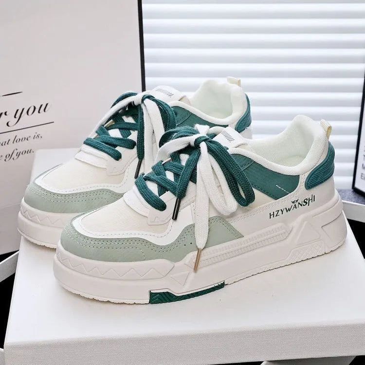 Children's platform shoes with cross shoulder straps, lace-up front, thick rubber soles in beige, red or green colours
