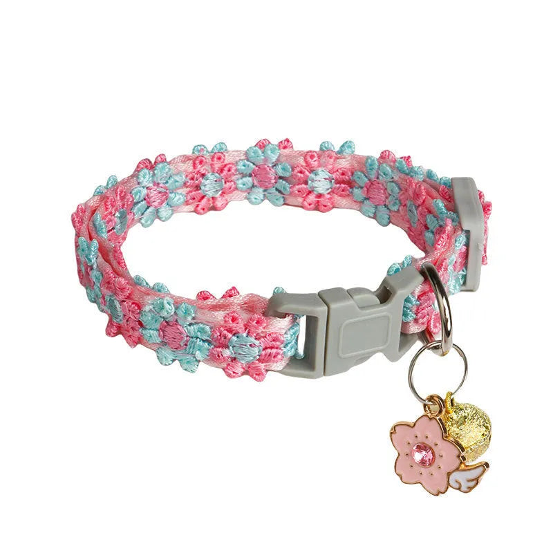 Lace embroidery trim bell cat collar in polyester, free size, shown in flower and love style patterns
