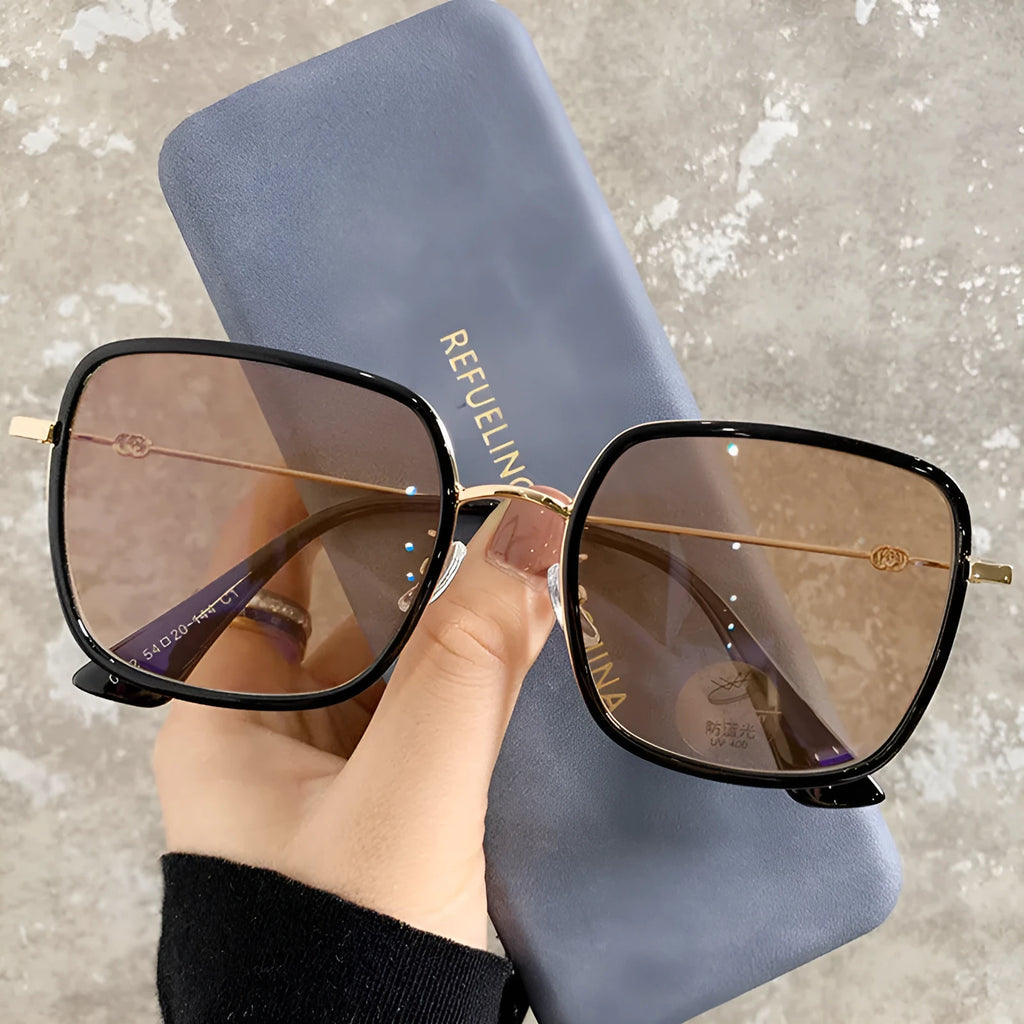 Photochromic large frame myopia glasses with anti-blue light lens function, multiple prescription options