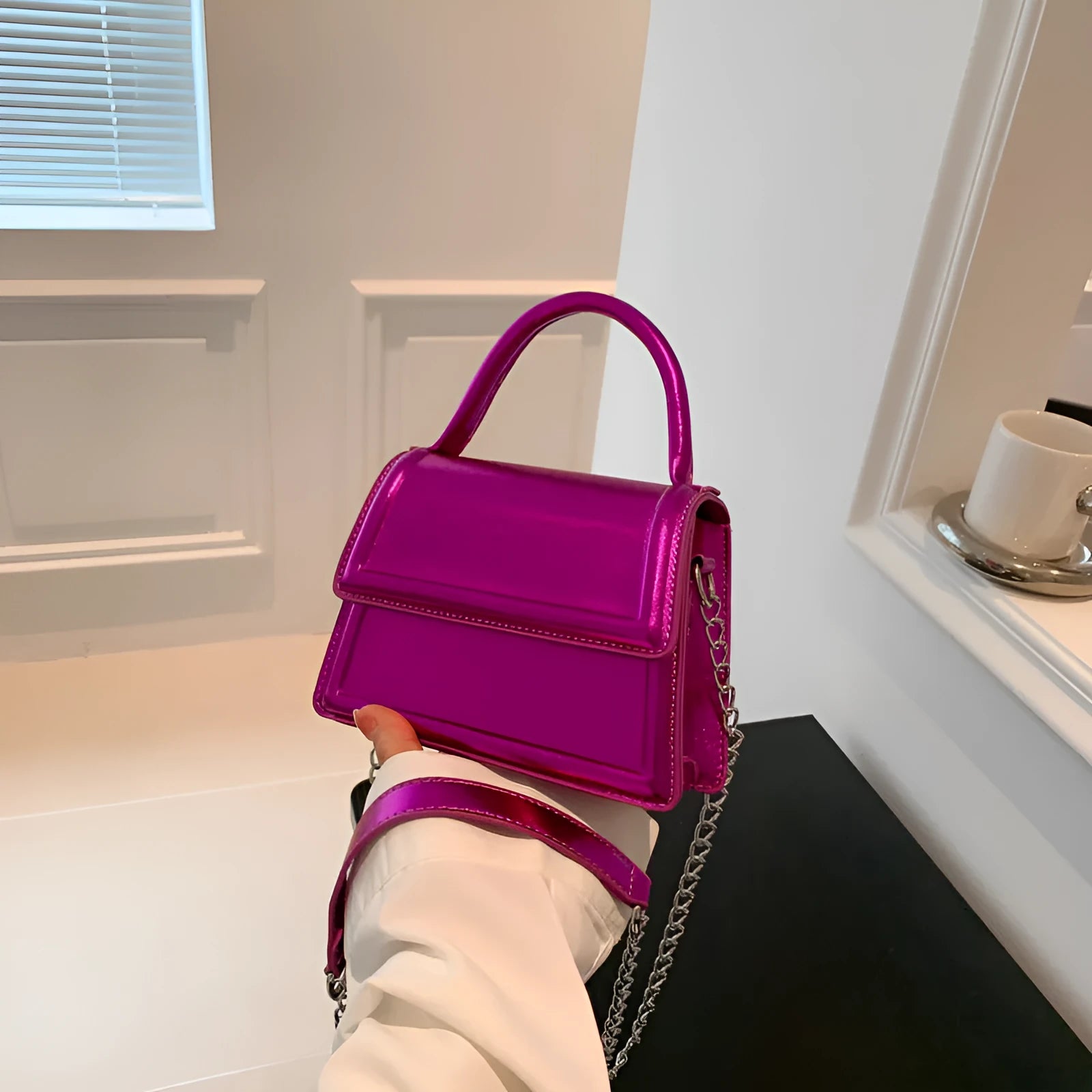 Retro PU leather crossbody shoulder bag with horizontal square shape and sewing line detailing