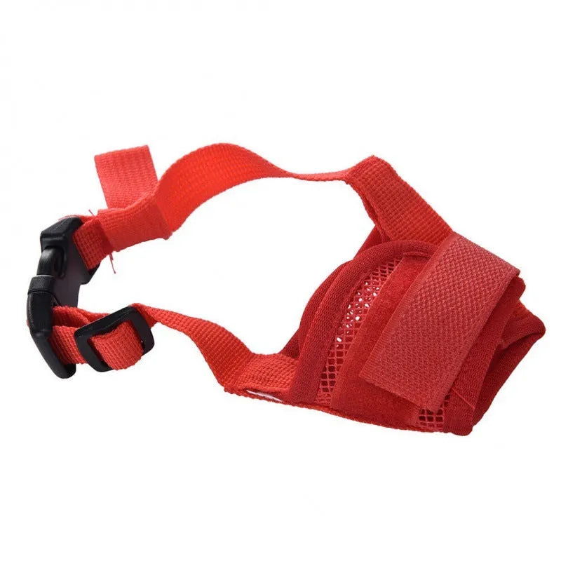 Adjustable plastic dog muzzle in black, shown on a model dog, with size chart for S, M, L, XL, XXL.