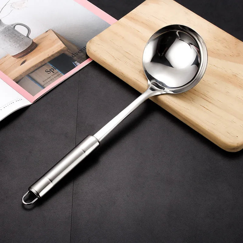 6 piece stainless steel kitchenware set with anti-scalding handles, including shovel, soup spoon, colander, frying shovel, rice spoon and vermicelli