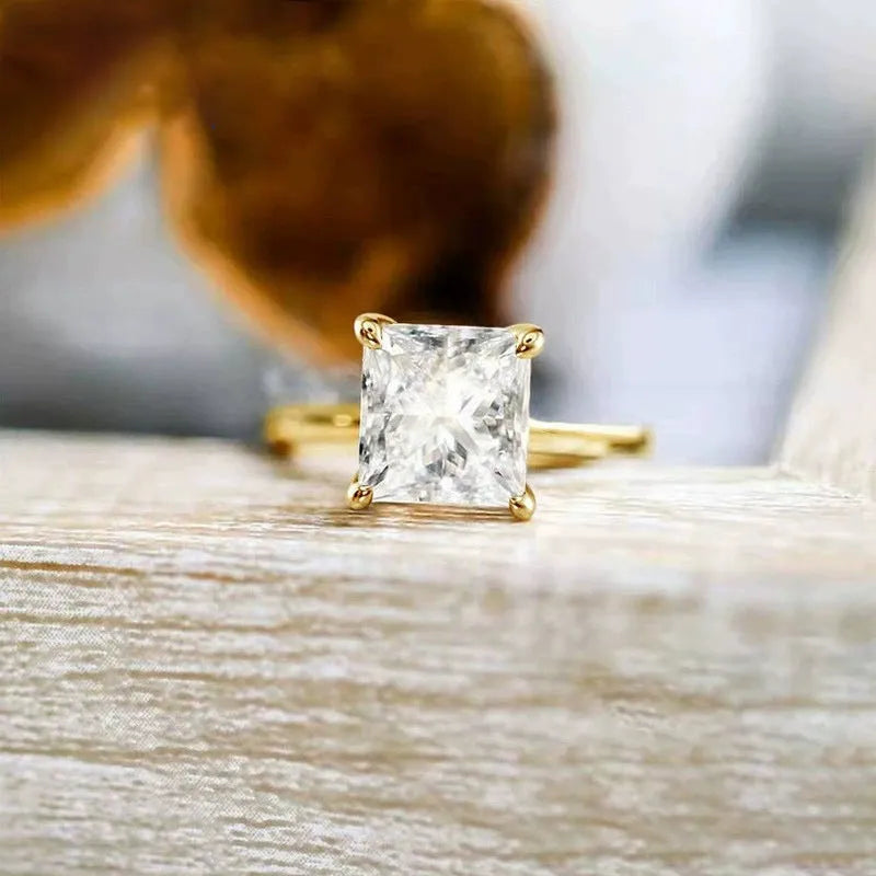 Simple geometric 925 silver women's ring with a round design, shown in silver, gold, and rose gold finishes.