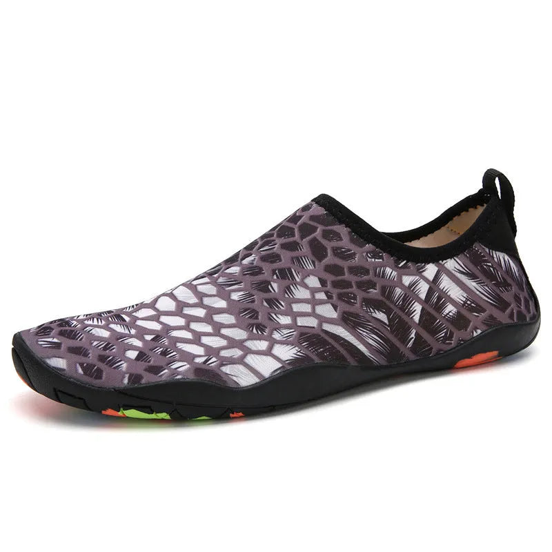 Lycra fabric beach wading shoes with EVA midsoles for men and women, shown in multiple colours