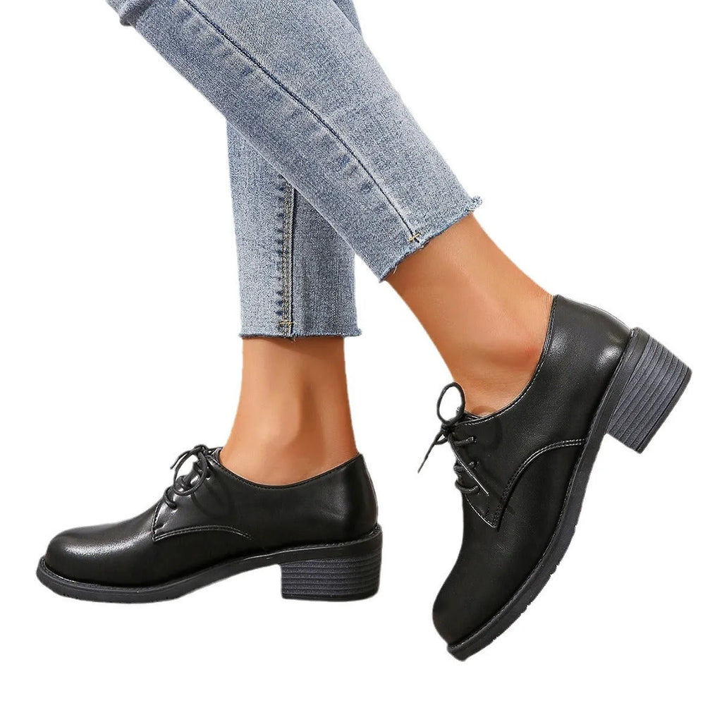 Black women's work shoes with thick rubber sole and chunky 3-5cm heel