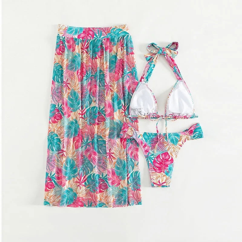 Women's three-piece floral swimsuit set with polyester bikini and printed mesh beach skirt with split