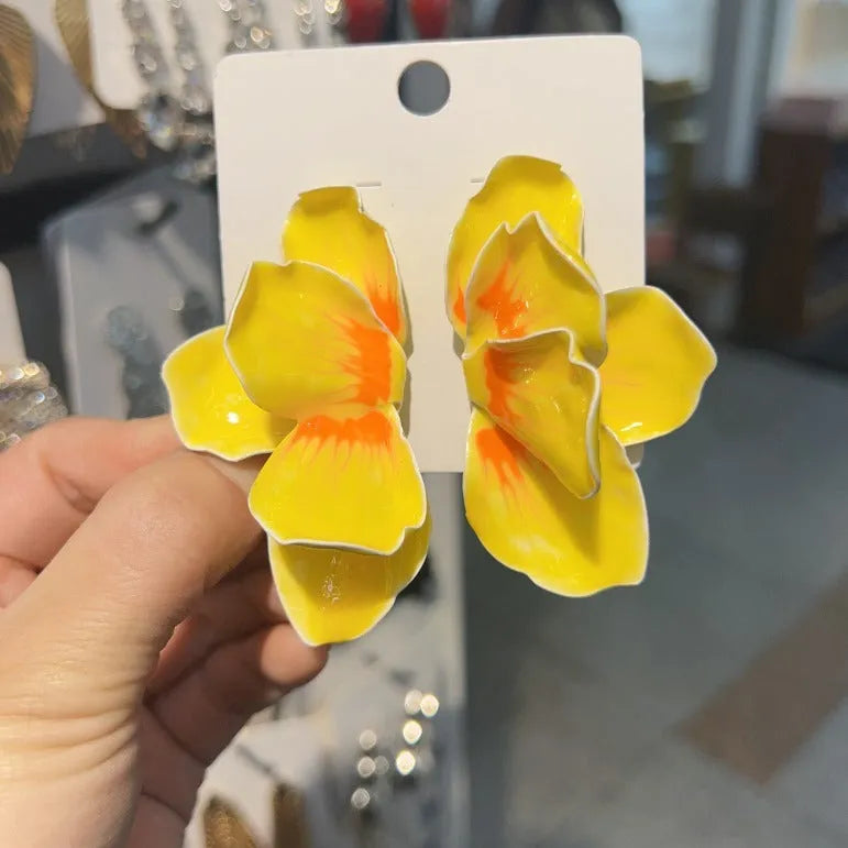Pastoral style alloy flower stud earrings with oil-spot glaze finish in floral patterns