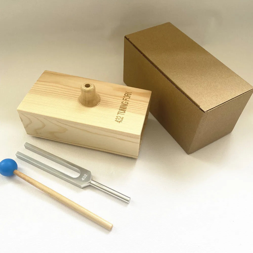 Aluminium alloy 432 Hz tuning fork with integrated speaker device for sound therapy
