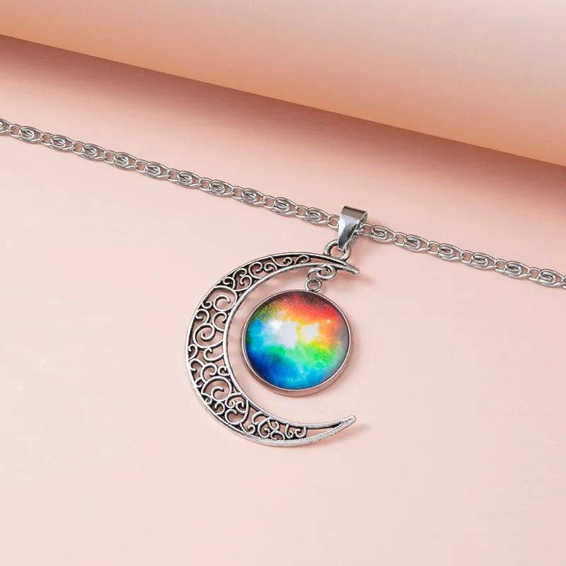 Silver moon pendant necklace with 18mm glass on a 40+5cm Figaro chain for women and girls