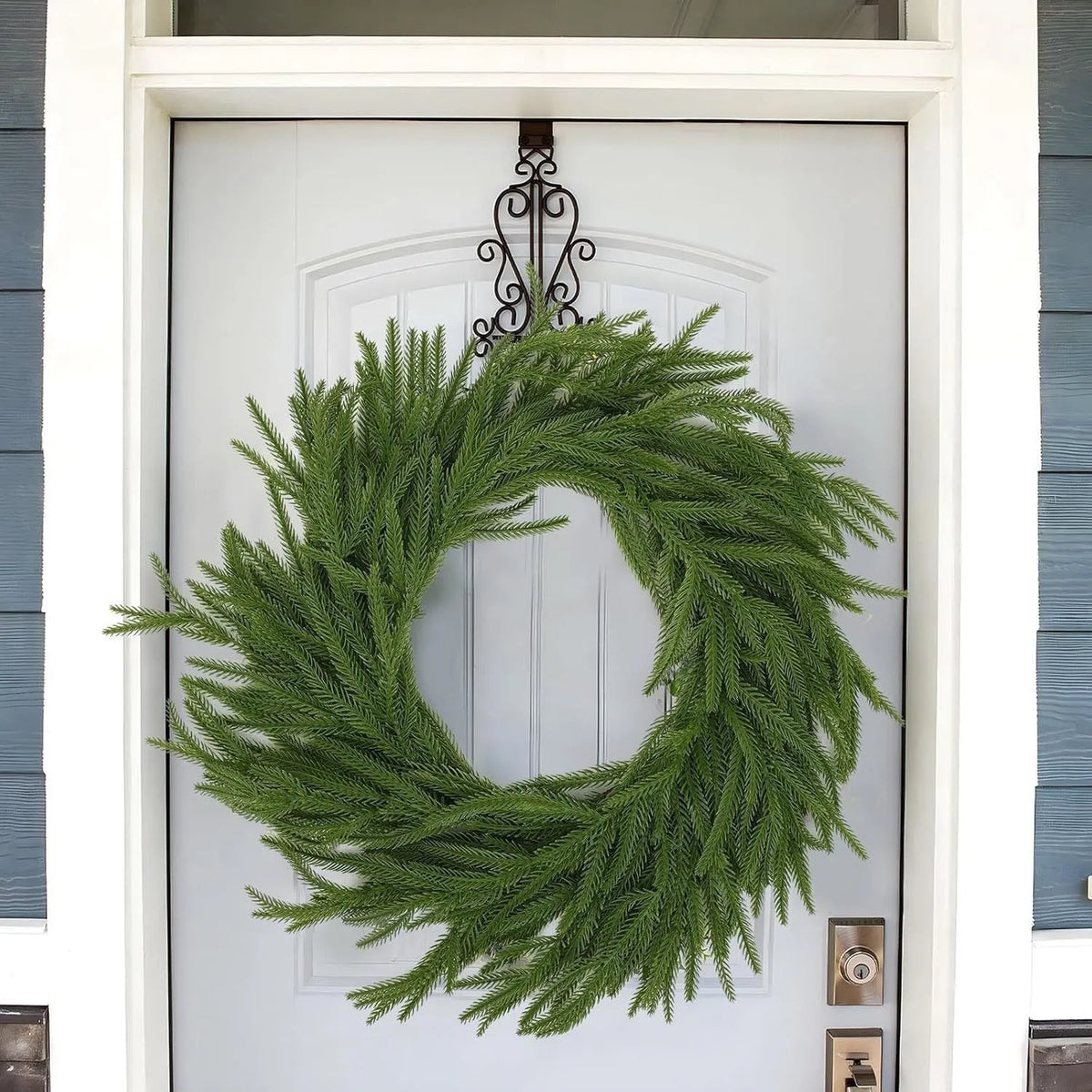 PE plastic American country style front door garland wreath measuring 60 cm with green foliage