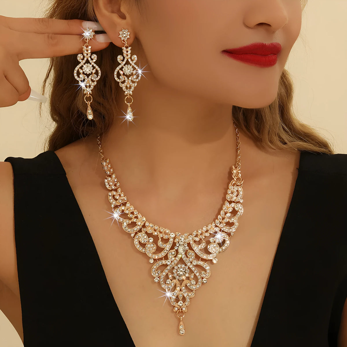 Hollow necklace and earrings set for women in gold or silver alloy with heart, water drop, or bell pattern