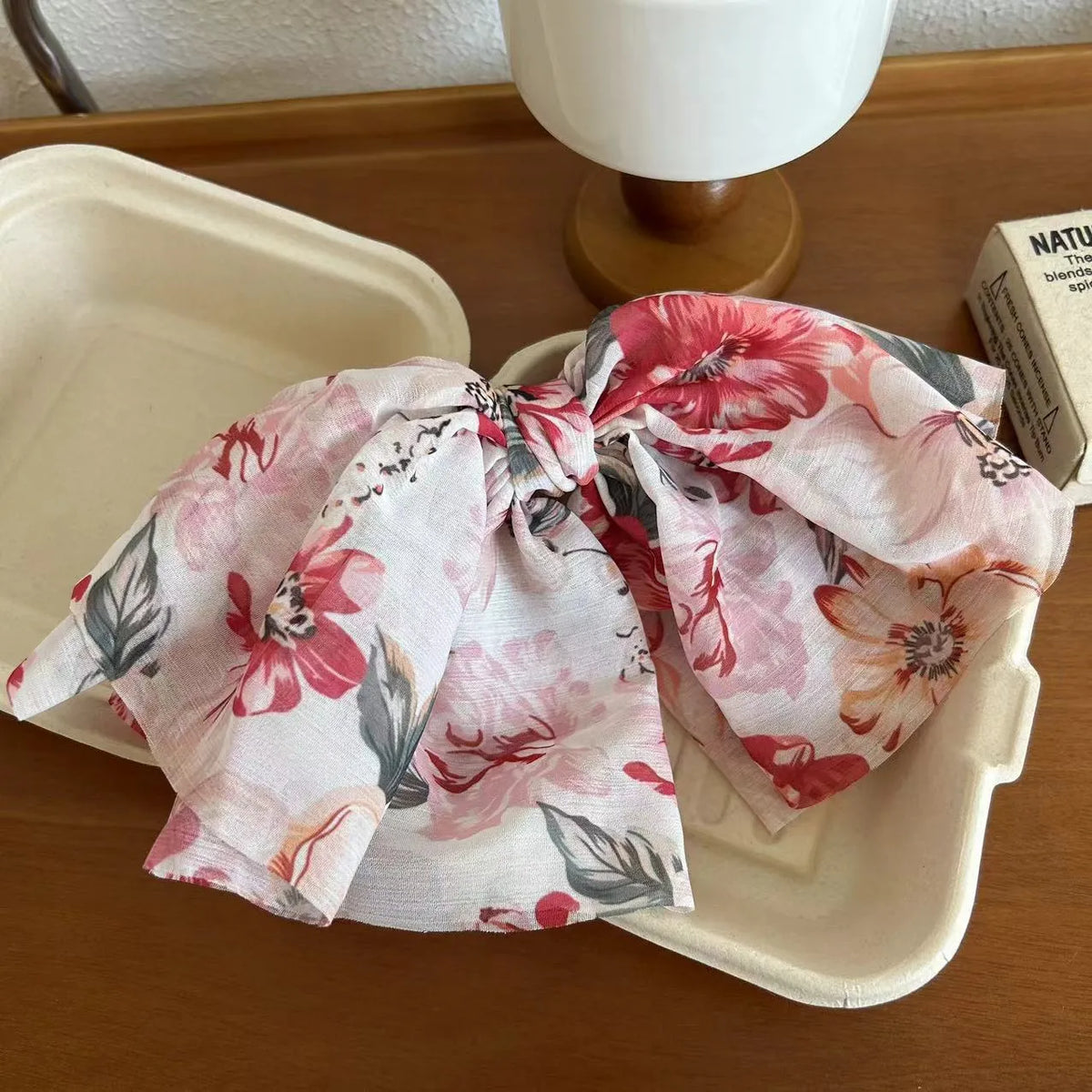 Floral bow chiffon tulle hair band in pink or navy blue for women, retro style cloth hair accessory