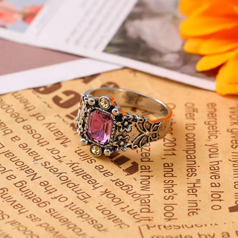 European American retro zinc alloy ring for women in antique white or two-tone finish, electroplated