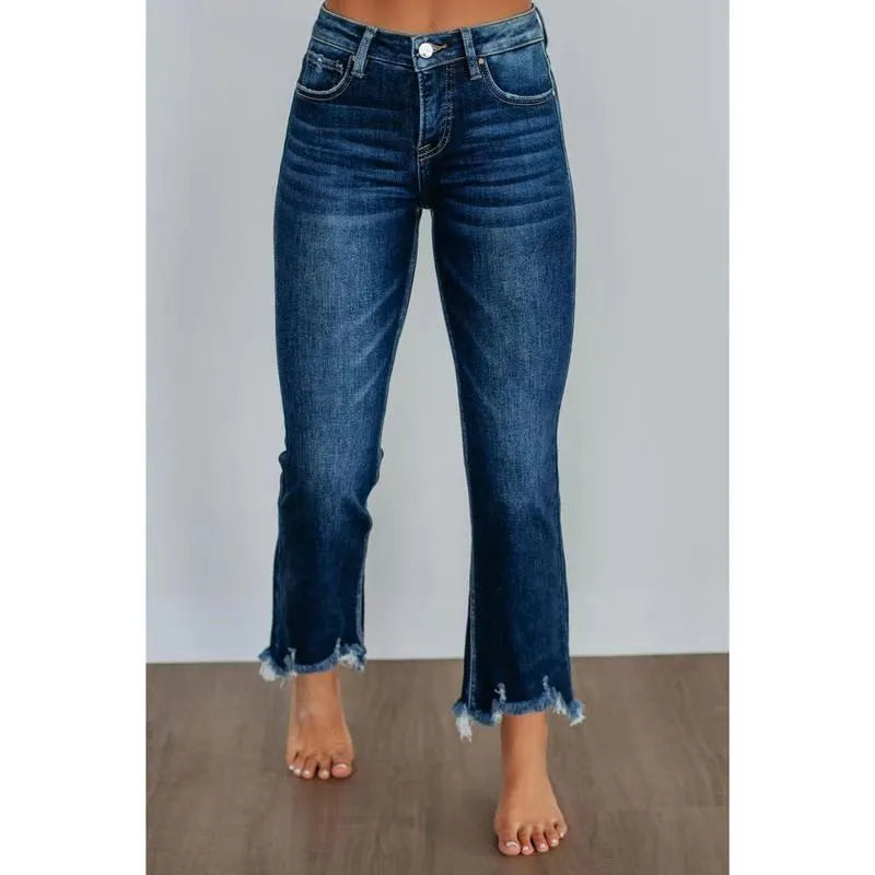 Women's solid colour denim pants with hand-worn finish in dark blue and light blue options