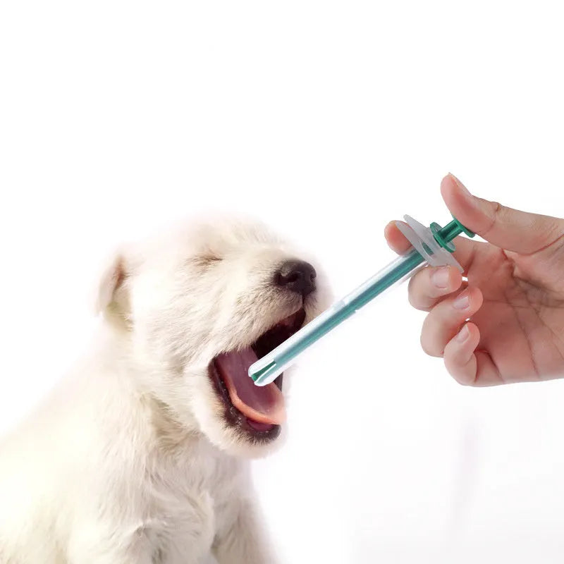 Two-piece soft-tip pet pill shooter set for cats and dogs with silica gel syringe