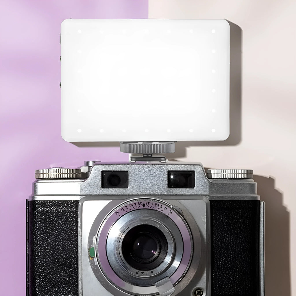 Clip mount LED fill light for mobile phone photography with compact design