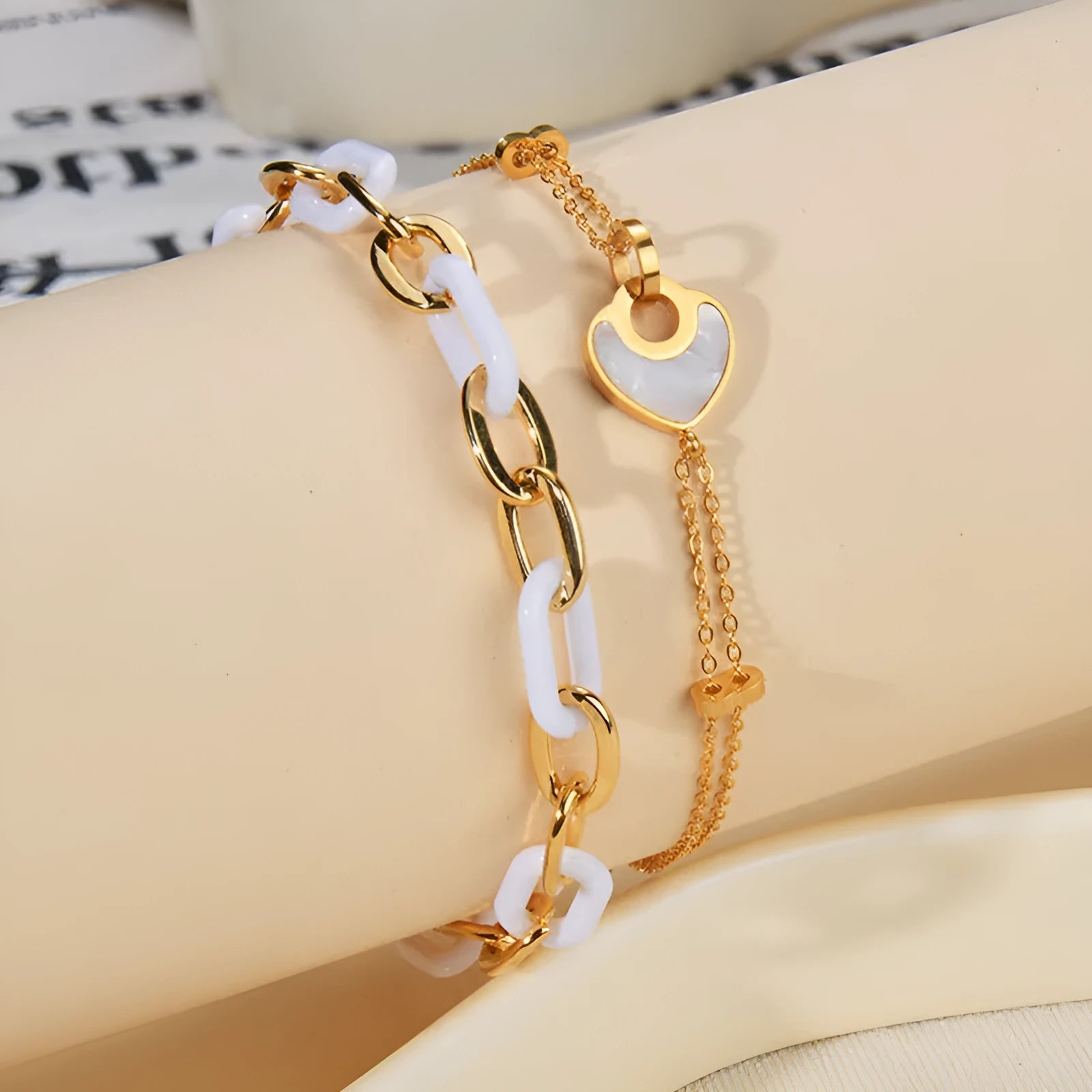 Women's stainless steel resin bracelet with double-layer heart design and electroplated finish