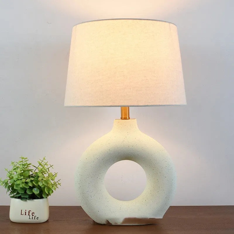 Feng Pottery Pot Table Lamp ceramic Japanese-style desk lamp in white or black