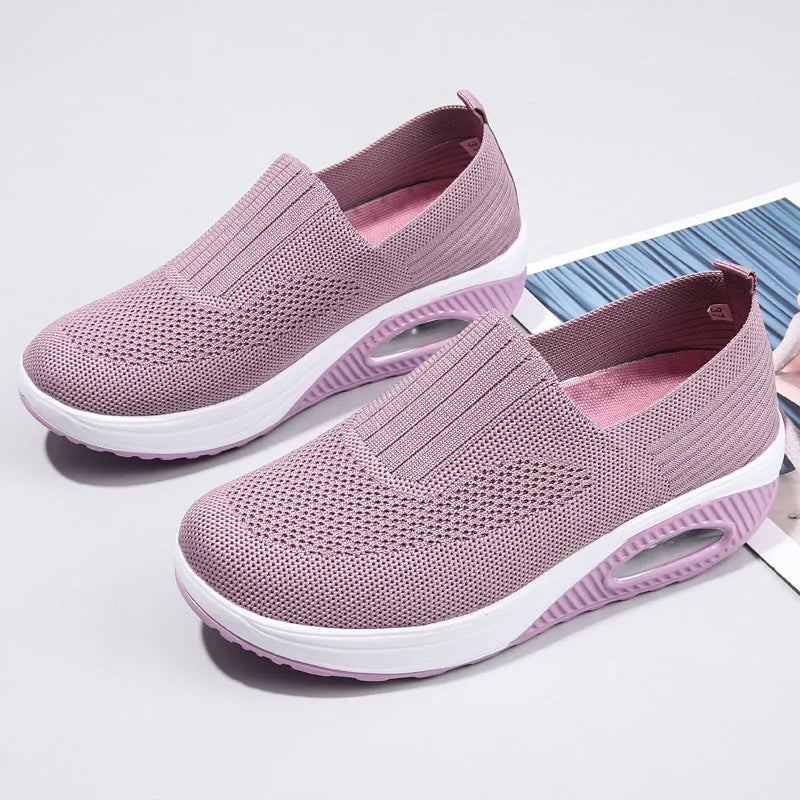 Women's mid heel mesh running shoes with air cushion and round toe in beige artificial PU